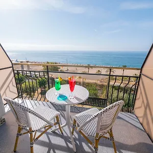 Hotel Checkin Garbí, Calella