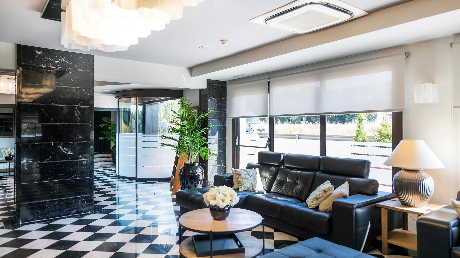 ****  Salles Hotel Aeroport De Girona Риудельотс-де-ла-Сельва Испания